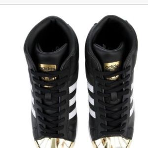 Meet your Posher, Ronald