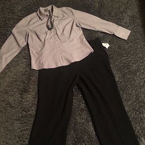 💅🏾Size 14 Ann Taylor Shirt