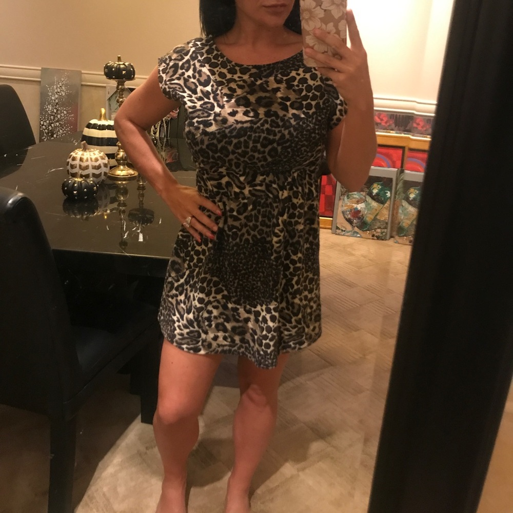 Cute & Comfy Leopard Dress