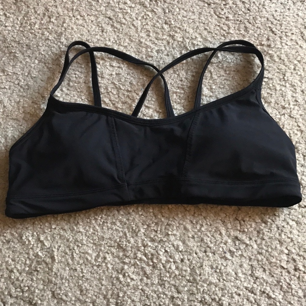 Lululemon 🍋 black sports bra