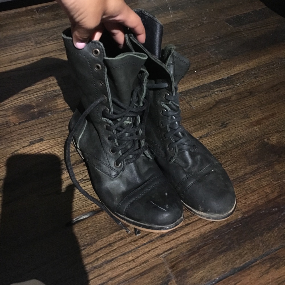 Steve Madden combat boots