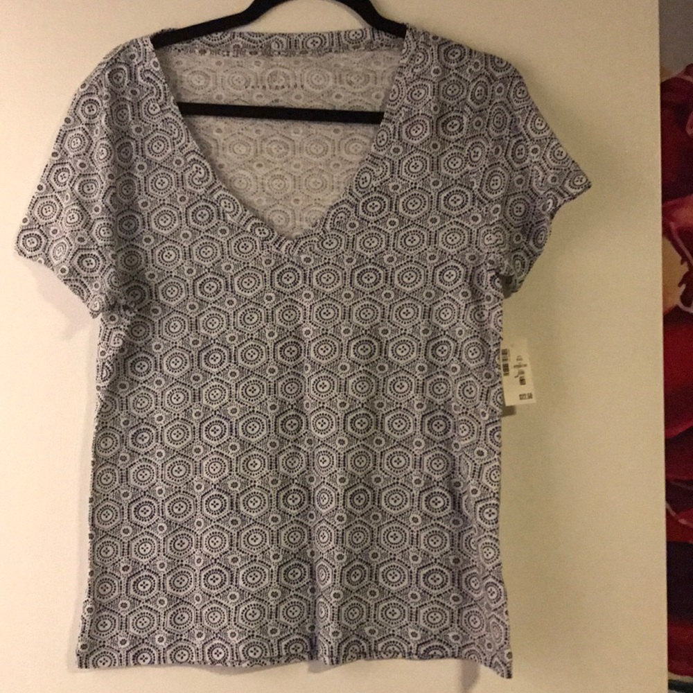 geometric tee