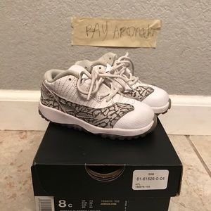 Jordan 11 IE size 8C