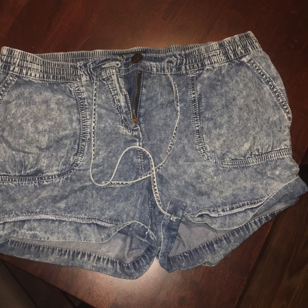 Drawstring denim/cotton shorts!