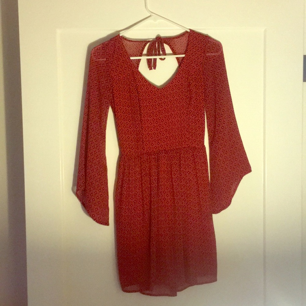 Maroon patterned bell sleeve dress