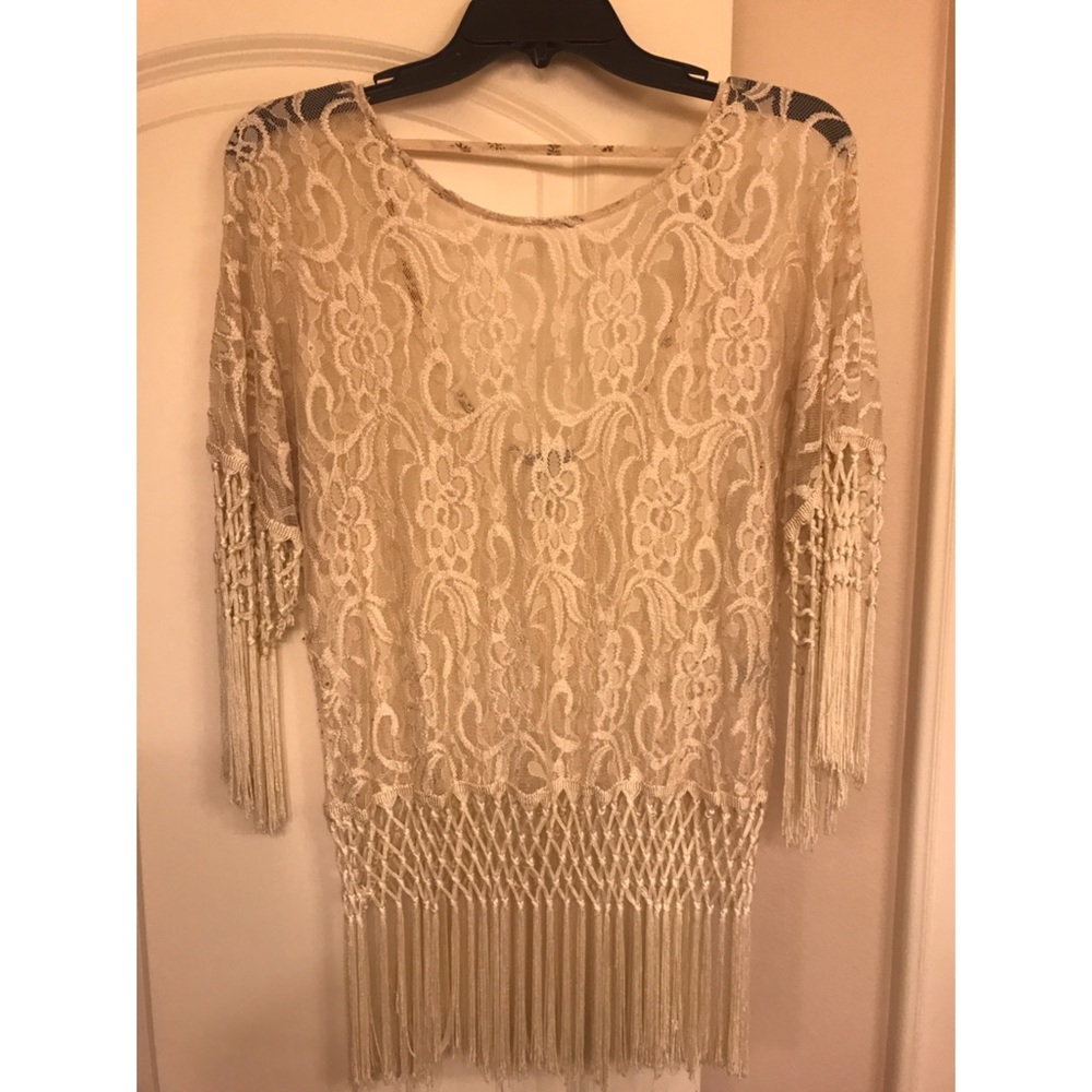 Gimmicks by BKE Fringe Blouse
