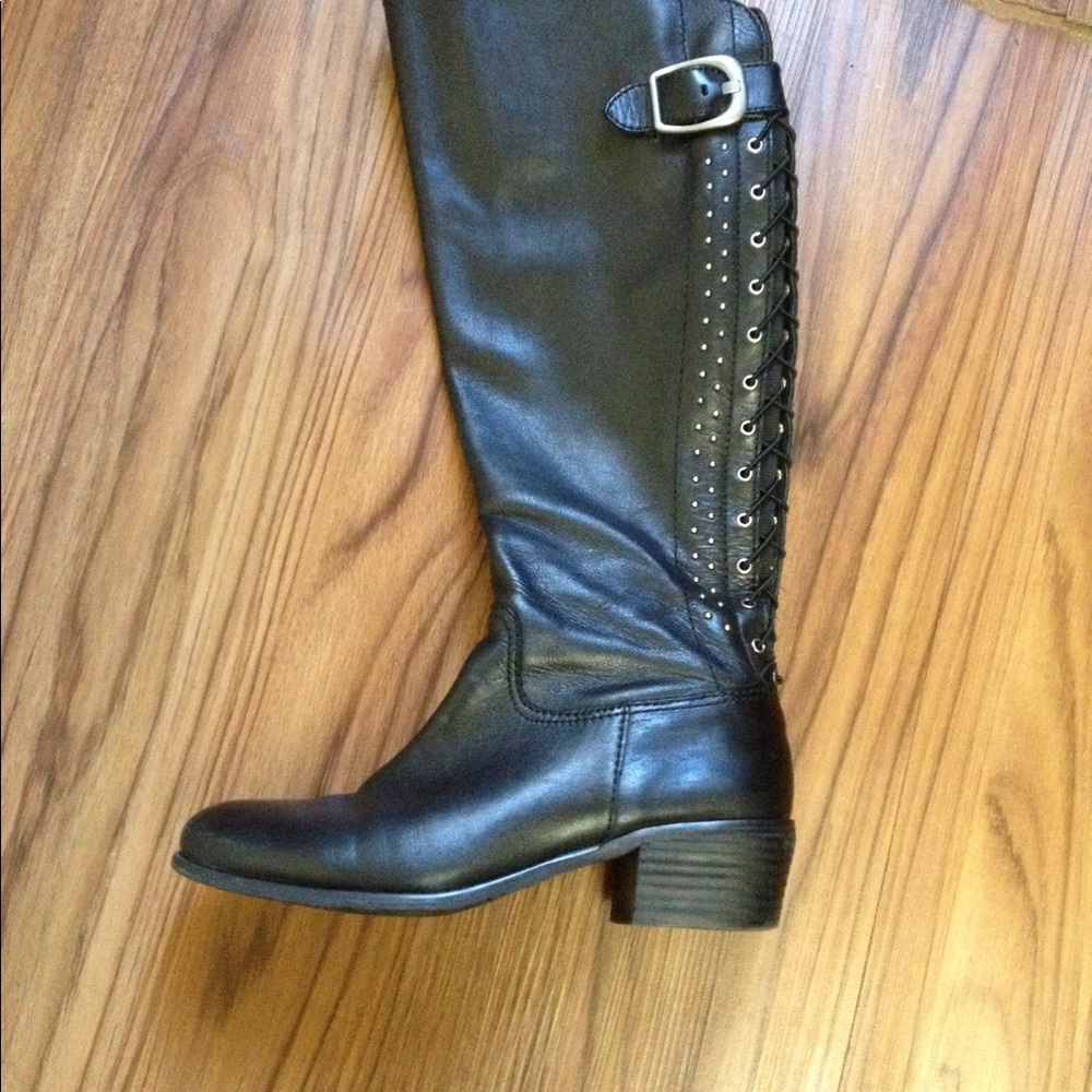 Size 71/2 Black Arturo Chiang bootsppp