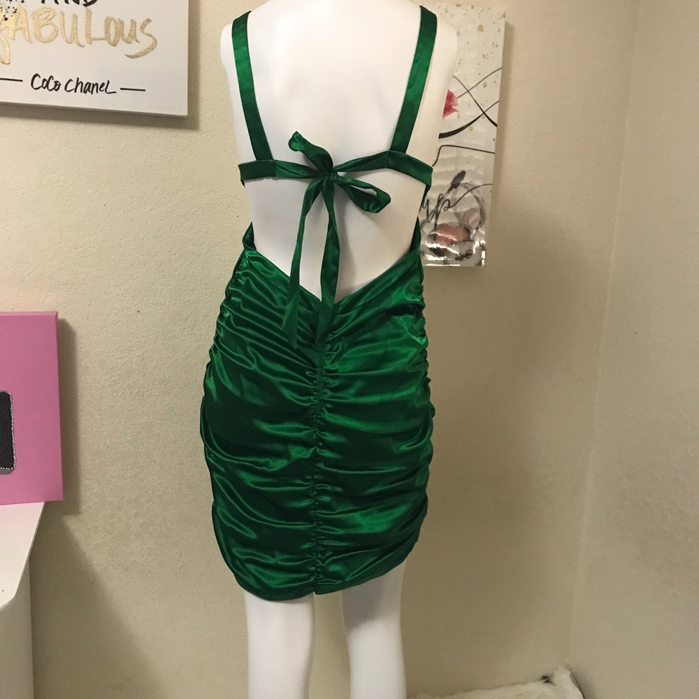 Dress 👗 - Picture 4 of 4