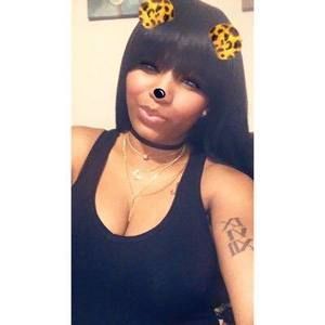 Meet your Posher, Takeya