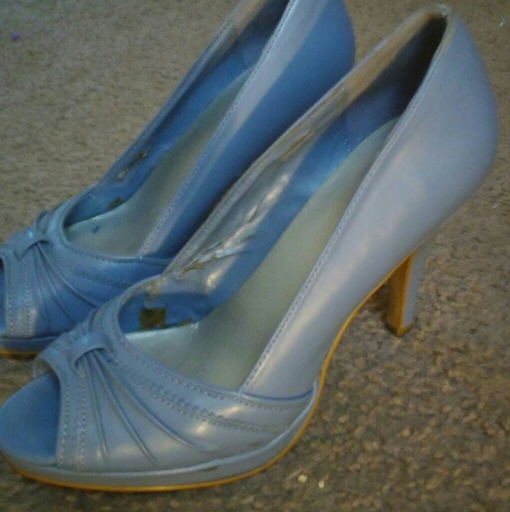 Shoe