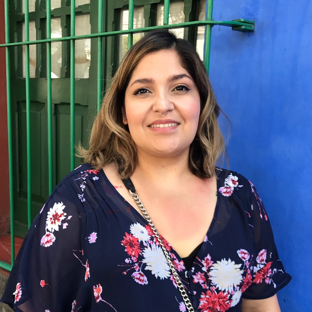 Meet your Posher, Daneyda
