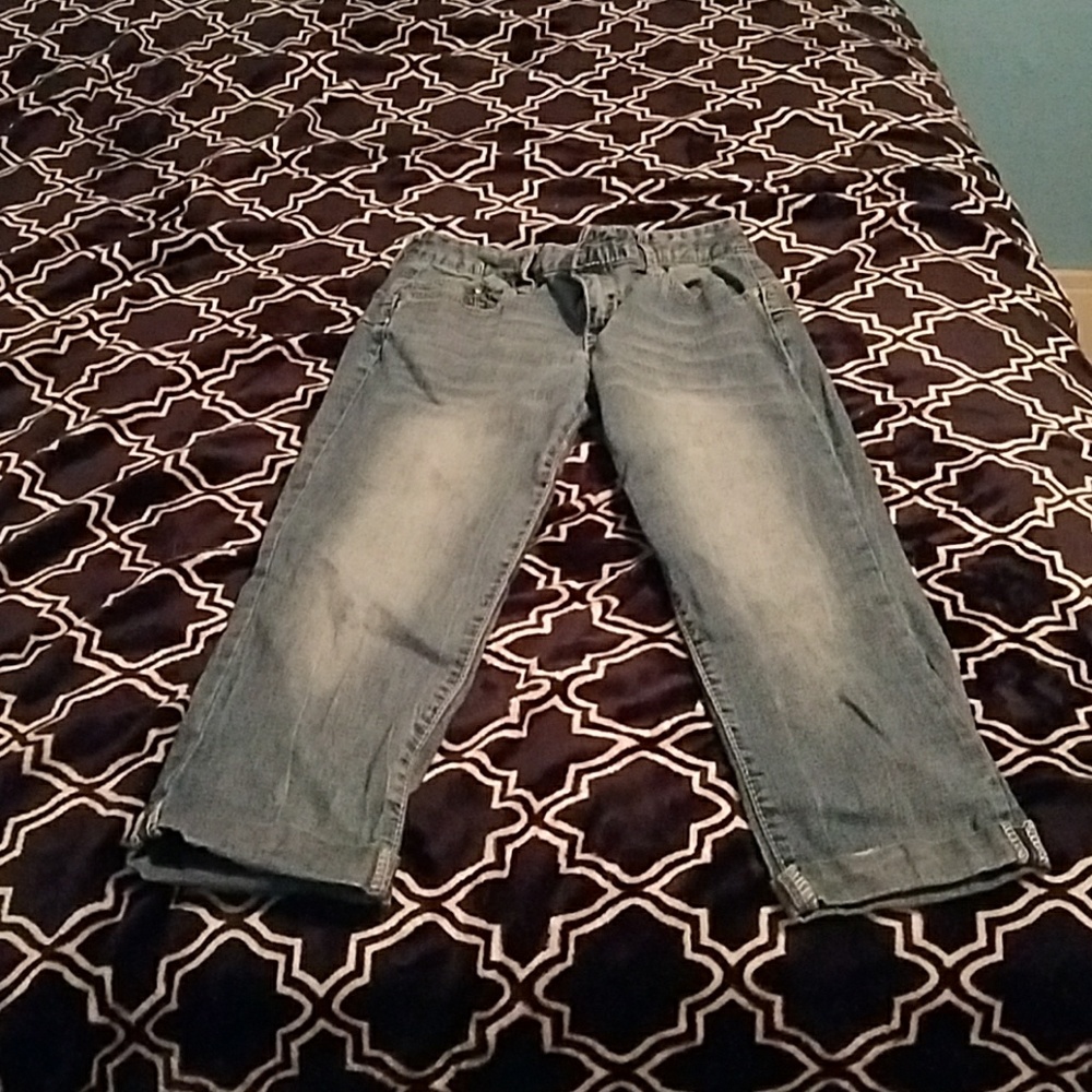 Capris