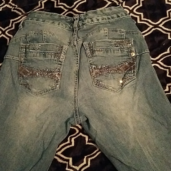 Capris - Picture 2 of 2