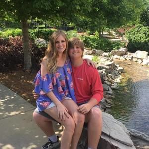 Meet your Posher, Mackenzie