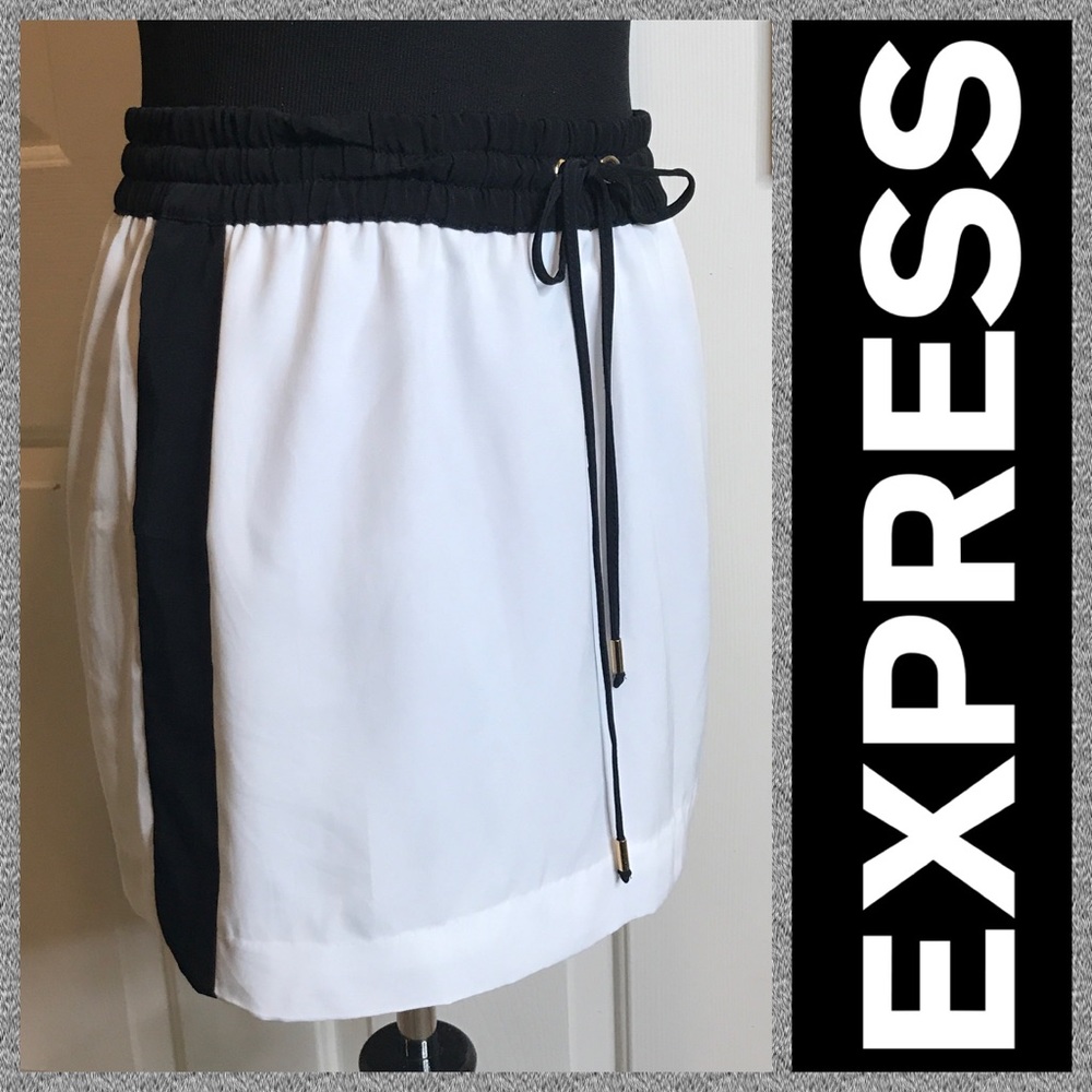 NWT Express White Skirt w/ Black Stripe
