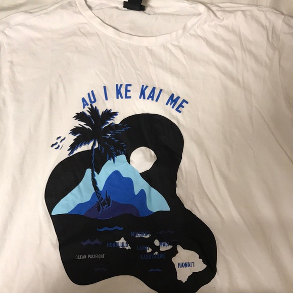 H&M graphic TShirt - Picture 1 of 1