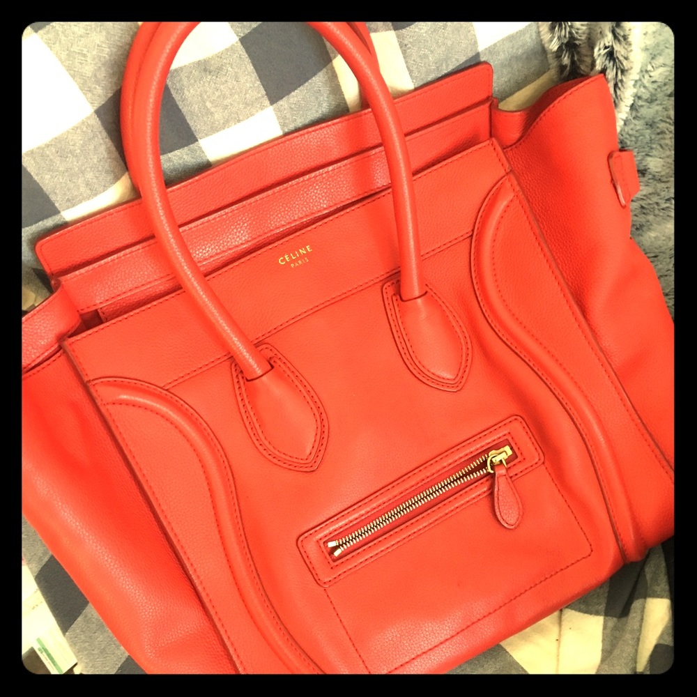 Classic Celine bag. Comes with dust bag!