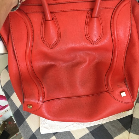 Classic Celine bag. Comes with dust bag! - Picture 2 of 5