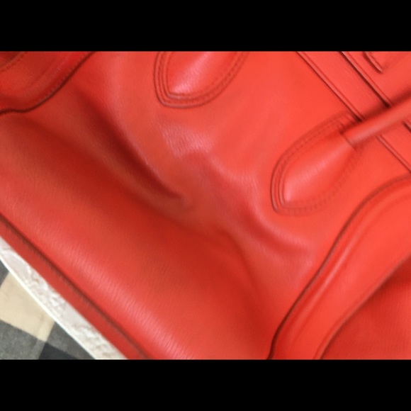 Classic Celine bag. Comes with dust bag! - Picture 4 of 5