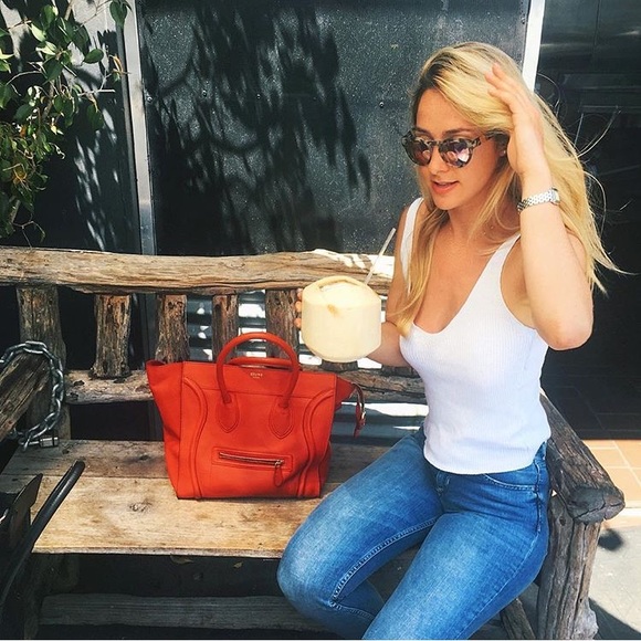 Classic Celine bag. Comes with dust bag! - Picture 5 of 5