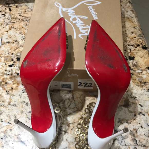 🎉🎉SOLD🎉🎉 Christina Louboutin Malaika heel. - Picture 4 of 8