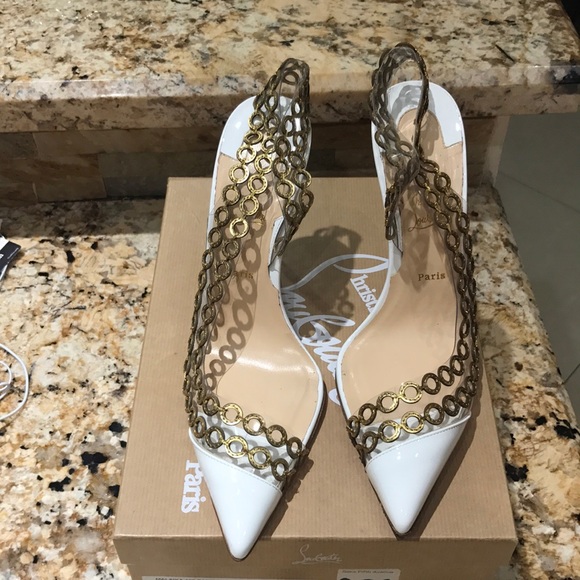 🎉🎉SOLD🎉🎉 Christina Louboutin Malaika heel. - Picture 5 of 8