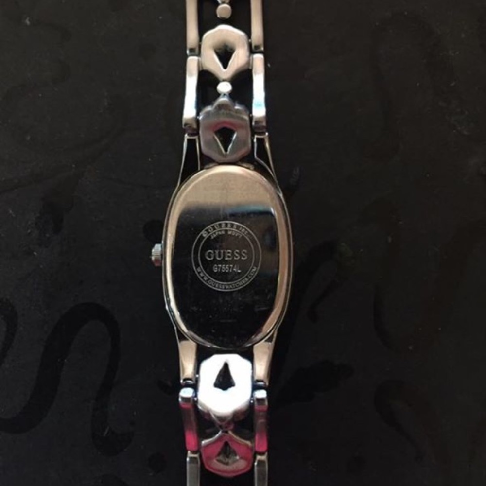 GUESS Watch💞 - Picture 3 of 7
