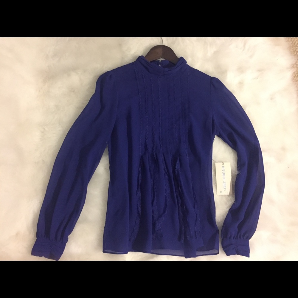 Beautiful blue indigo blouse.