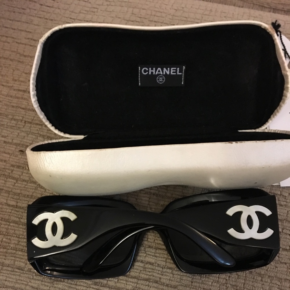CHANEL mother of pearl sunglasses