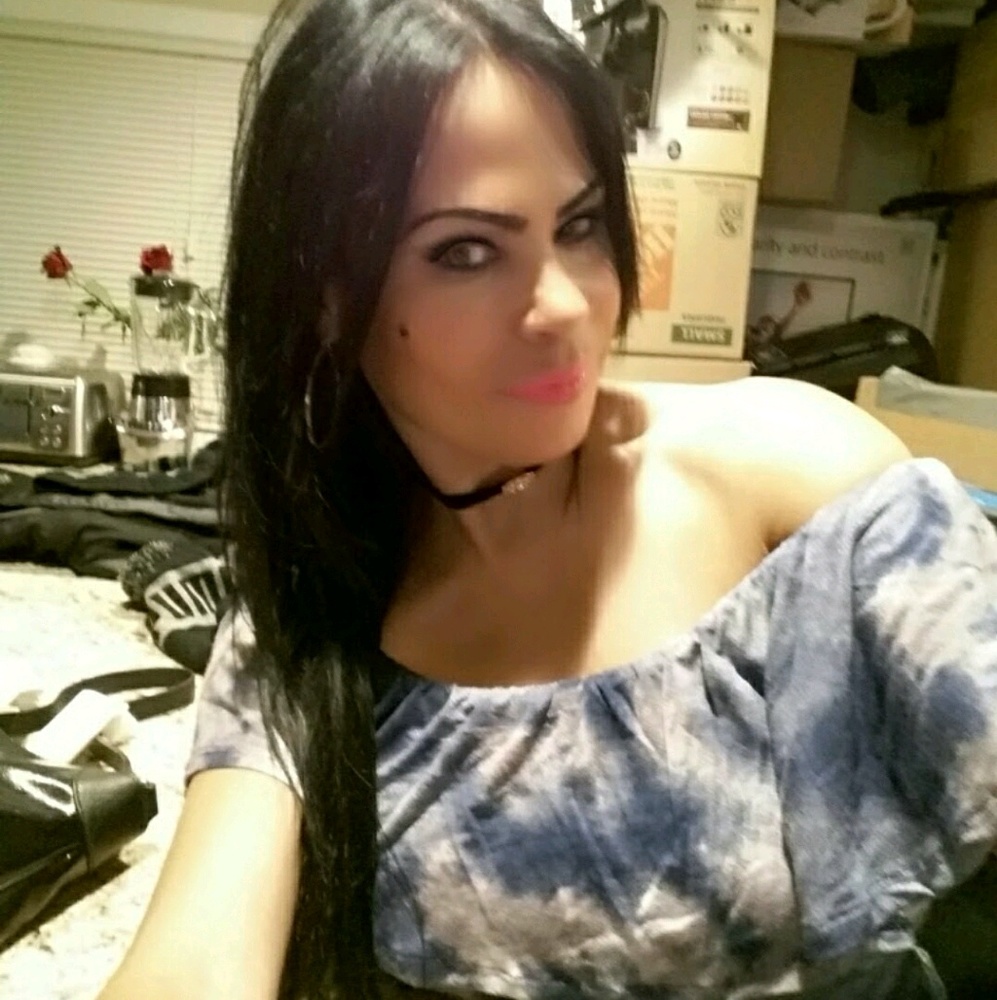 Meet your Posher, Sandy