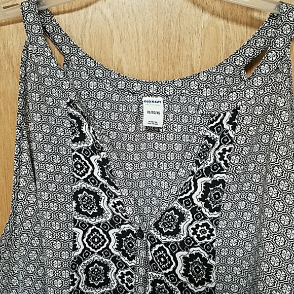 Tank - Picture 2 of 3