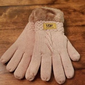 Tan Ugg Australia Gloves with fur
