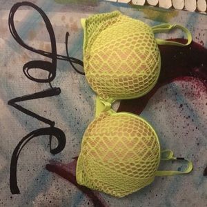 NWT VS Very Sexy Push-Up 32D