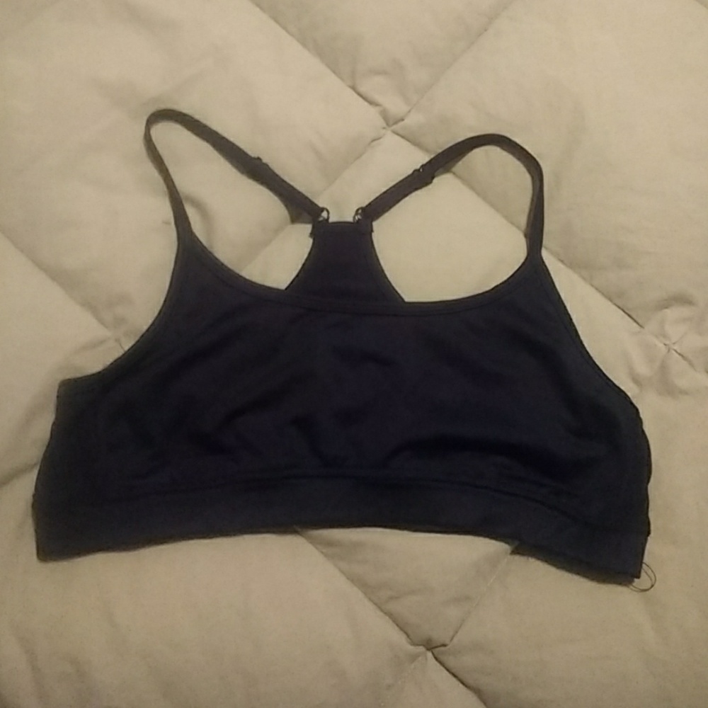 GapFit Sports Bra