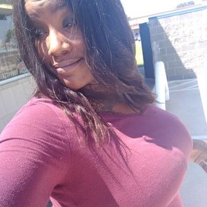 Meet your Posher, Crystal