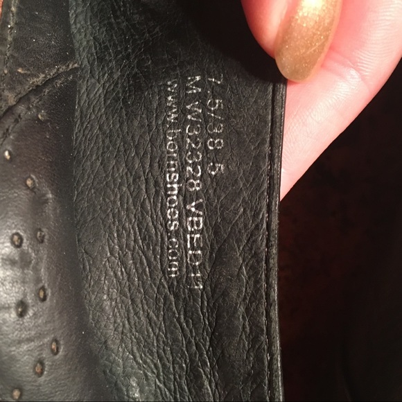 Børn Black Leather Flats - Picture 3 of 3