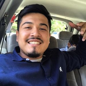 Meet your Posher, Eli