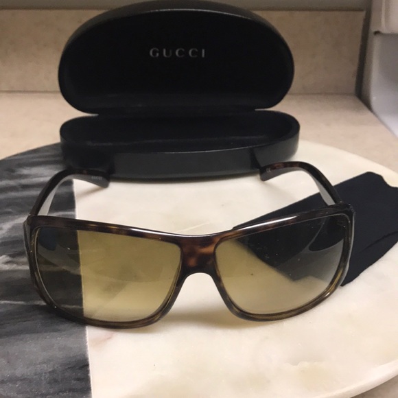Authentic Gucci sunglasses main image 6