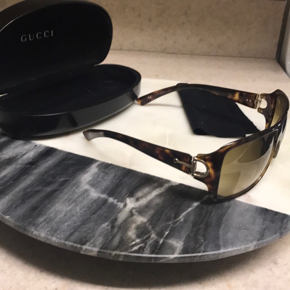 Authentic Gucci sunglasses main image 2