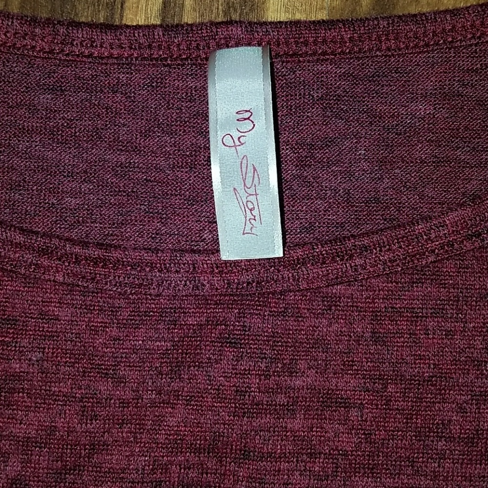 Sweater - Picture 3 of 3