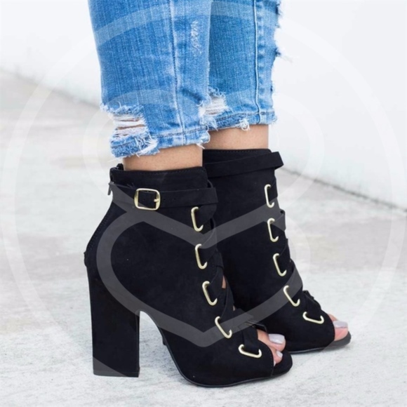 RESTOCKED SAMANTHA Meow Bootie - BLACK - Picture 2 of 3