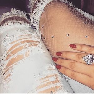 Meet your Posher, Jasmine