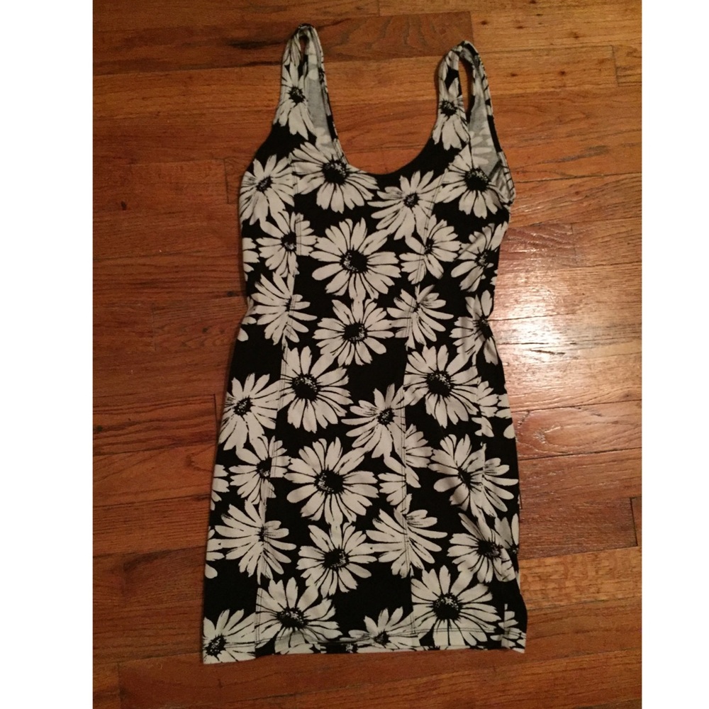 F21 Daisy Dress