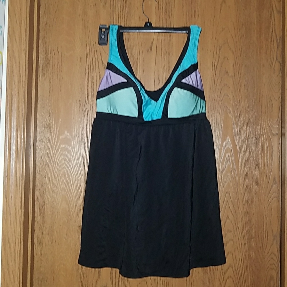Awesome Swimdress like new!  Slimming! 