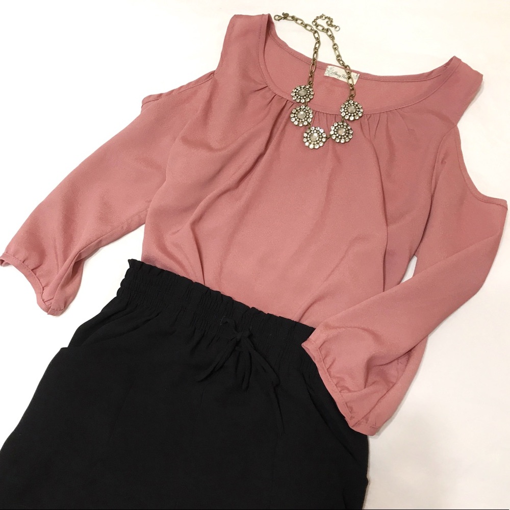 Francesca's small pink cold shoulder blouse top