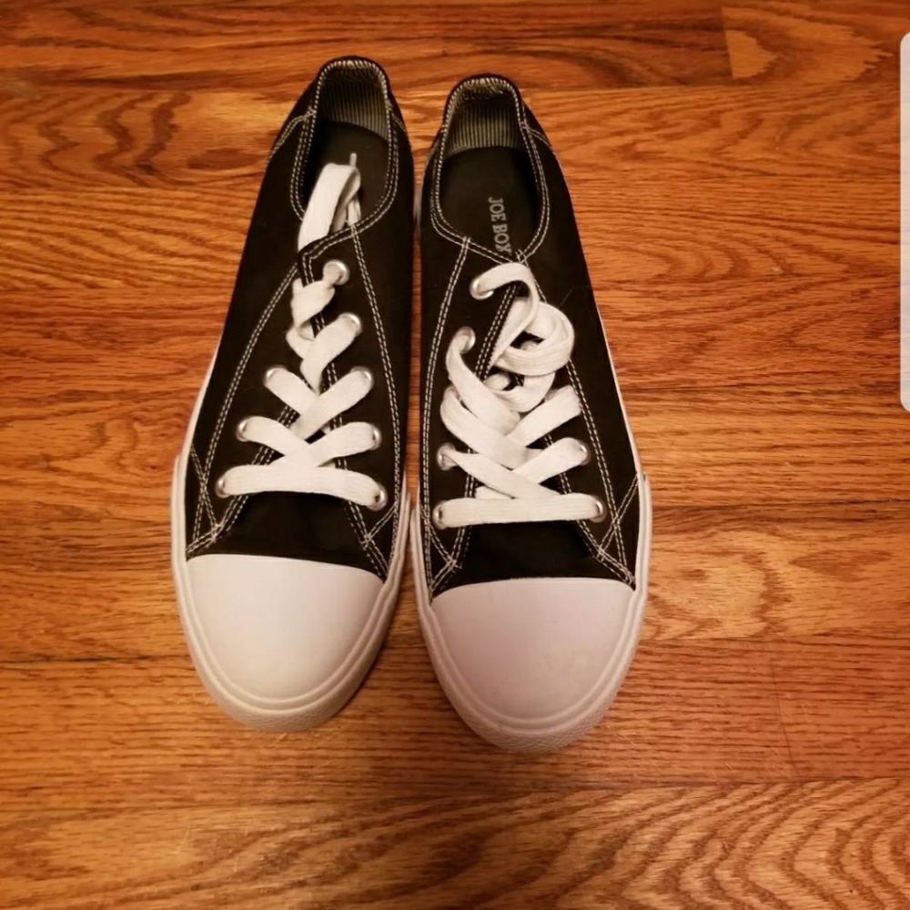 Men's Joe Boxer shoes