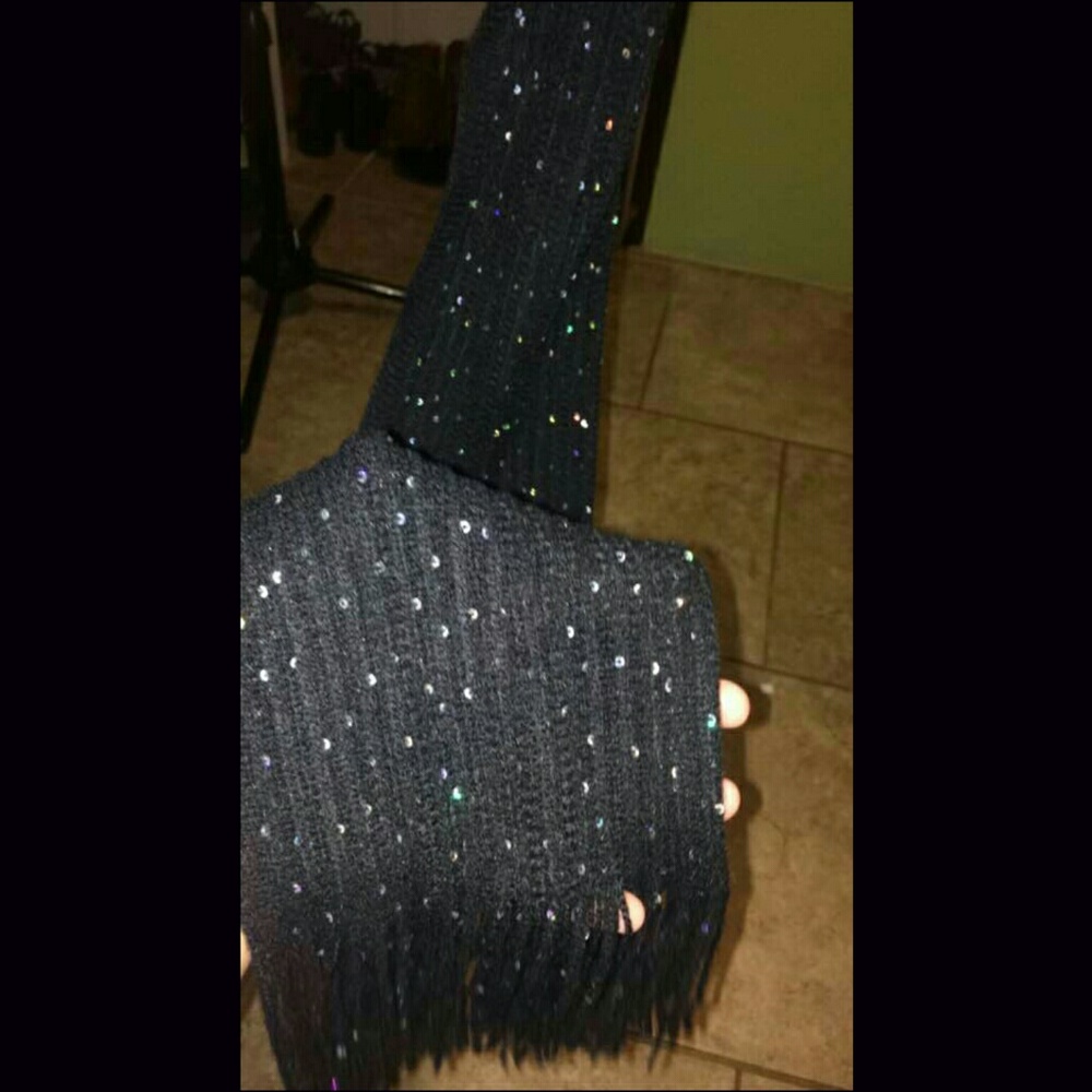 Fall scarves! - Picture 4 of 4