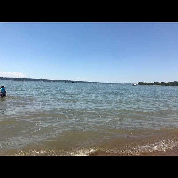 Meet your Posher, Jen - Picture 1 of 1