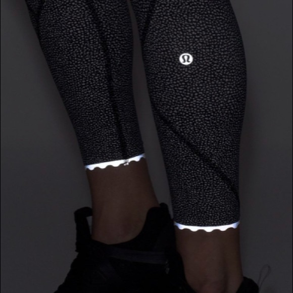 NWT ALPINE LULULEMON TIGHT STUFF TIGHT II --4 - Picture 3 of 8