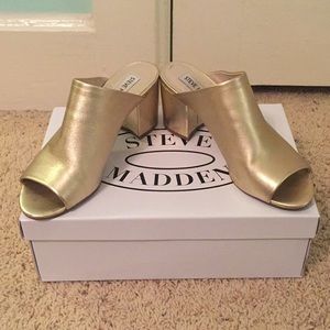 🔥SALE🔥 STEVE MADDEN - Size 7 - Leather Mules
